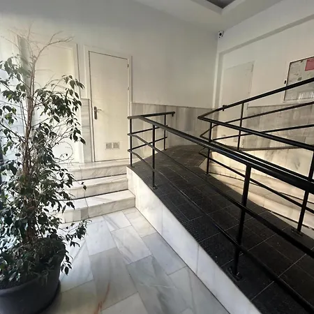 Centro Estudio Con Balcon *