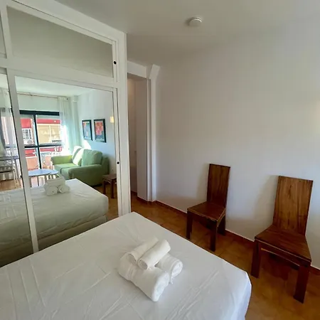 Centro Estudio Con Balcon *