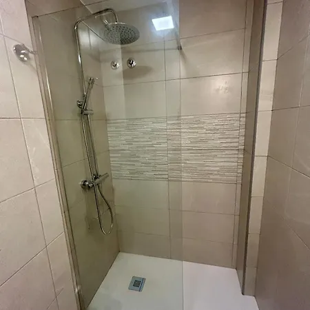 Centro Estudio Con Balcon *