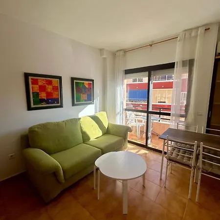 Centro Estudio Con Balcon