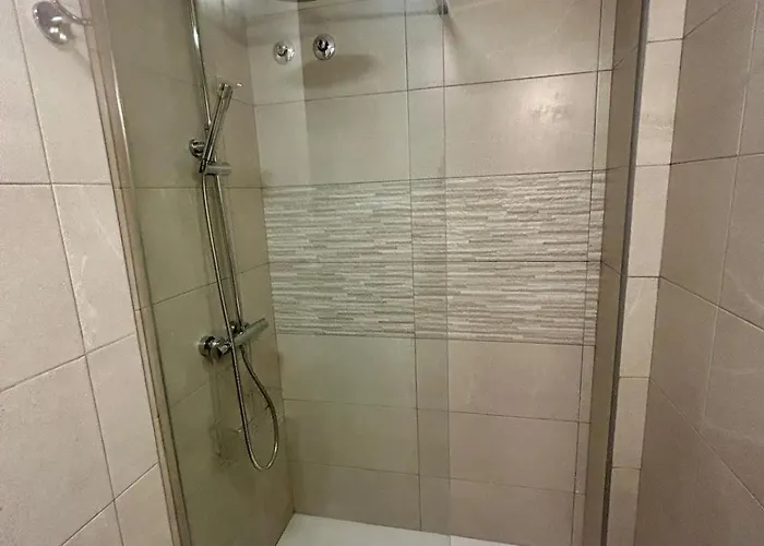 Centro Estudio Con Balcón *