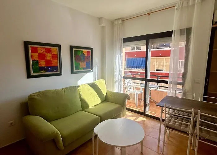 Centro Estudio Con Balcón