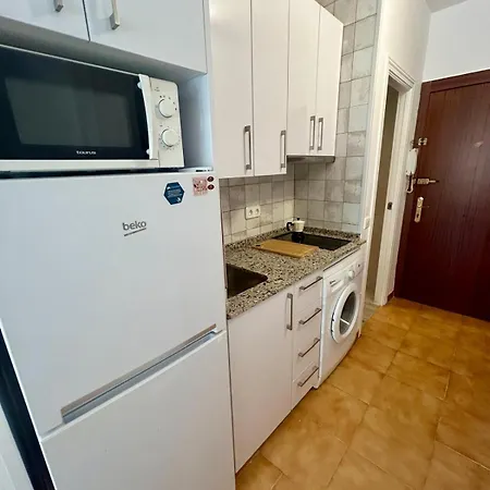 Апартаменты Centro Estudio Con Balcon Торремолинос