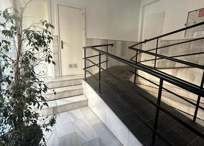 Centro Estudio Con Balcon *