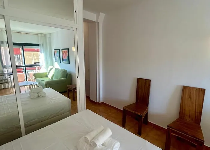 Centro Estudio Con Balcon *