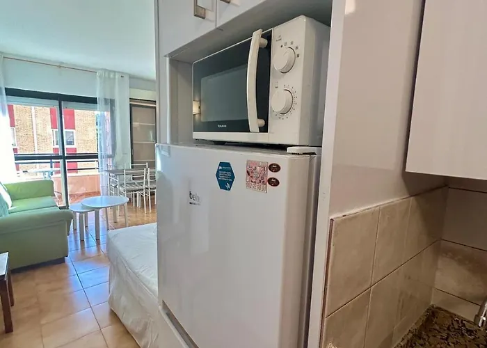 Lägenhet Centro Estudio Con Balcon Torremolinos