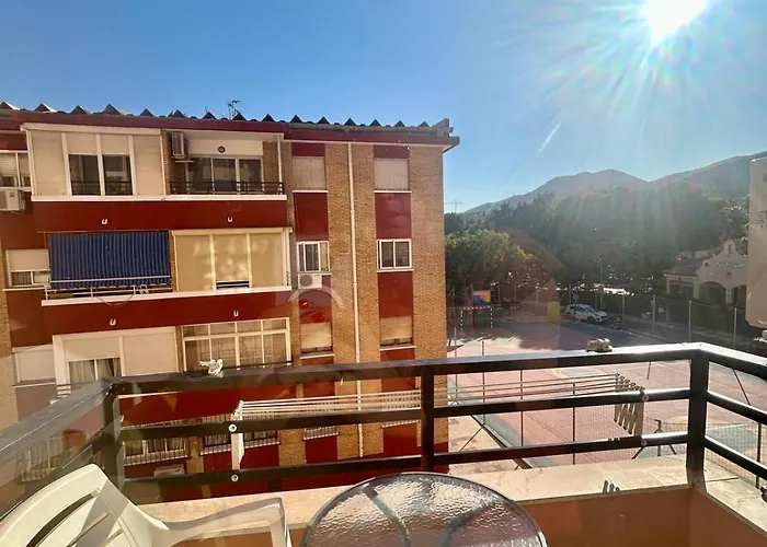 Centro Estudio Con Balcon *